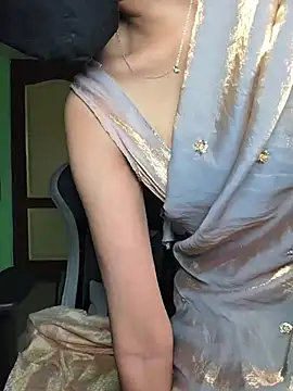 Isha Sax online show from 06-20-26, 03:44
