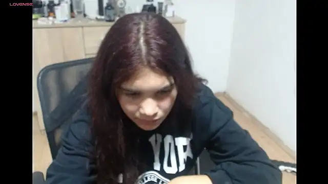 MalloryMyers online show from 09-11-25, 05:57