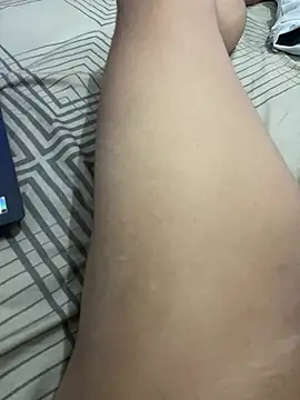 USUARIO-23 online show from 02-10-26, 09:14