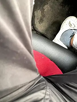 USUARIO-23 online show from 01-19-26, 02:43