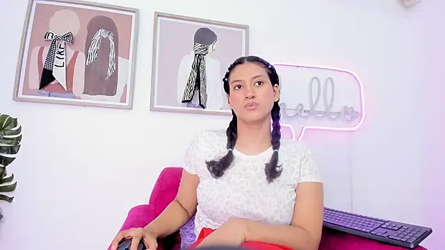 niia7 online show from 06-14-26, 07:15