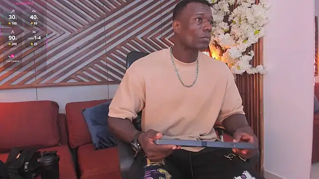 MarcusBlack  online show from 11-02-25, 03:28