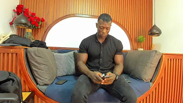 MarcusBlack  online show from 10-22-25, 11:42