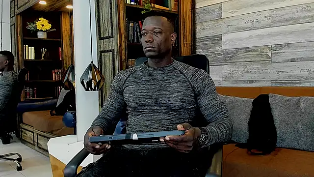 MarcusBlack  online show from 12-21-25, 04:30