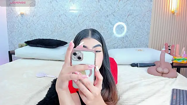 Antonella west online show from 11-13-25, 08:13