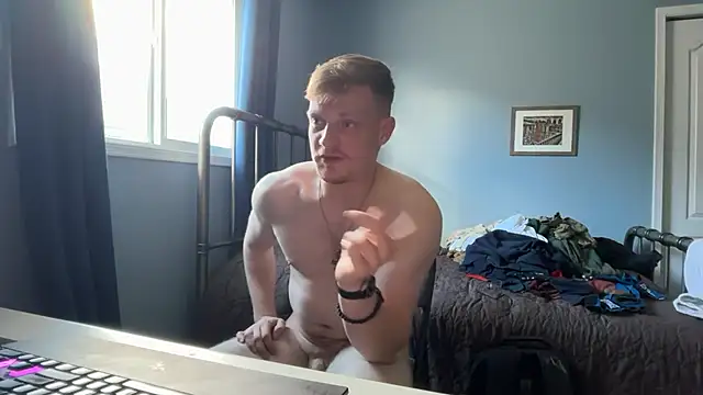 Snapshot of lustylyndon chatting on 06-06-26, 11:32 lustylyndon online show from 06-06-26, 11:32