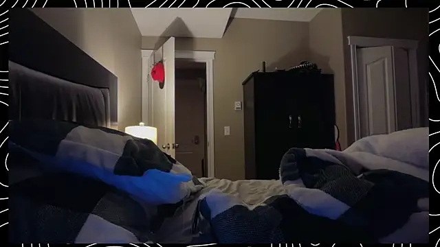 lustylyndon online show from 12-21-25, 07:32