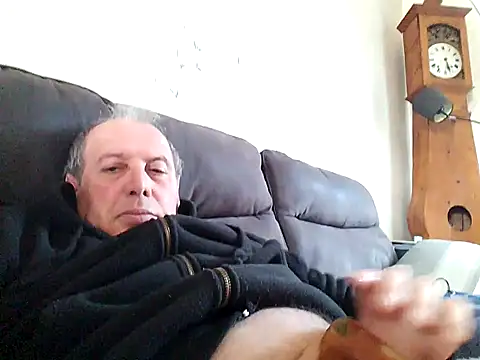 Vince072 online show from 10-20-25, 11:33