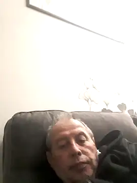 Vince072 online show from 10-06-25, 07:14