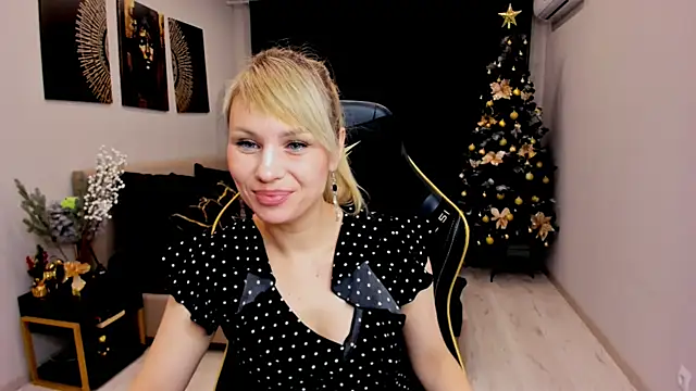 LindaSandy 1 online show from 01-09-26, 06:20