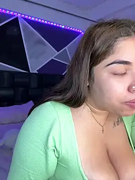 Snapshot of jazminslut chatting on 05-21-26, 02:20 jazminslut online show from 05-21-26, 02:20