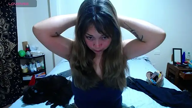 Snapshot of Violet_Bosh chatting on 05-18-26, 01:06 Violet Bosh online show from 05-18-26, 01:06