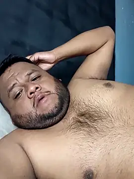 Osogaypardo online show from 10-06-25, 06:47