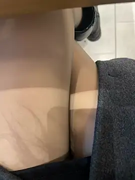 xiaoyuan01 online show from 02-20-26, 03:36