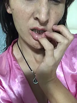 Snapshot of NikaSwan2831 chatting on 09-13-25, 07:47 NikaSwan2831 online show from 09-13-25, 07:47