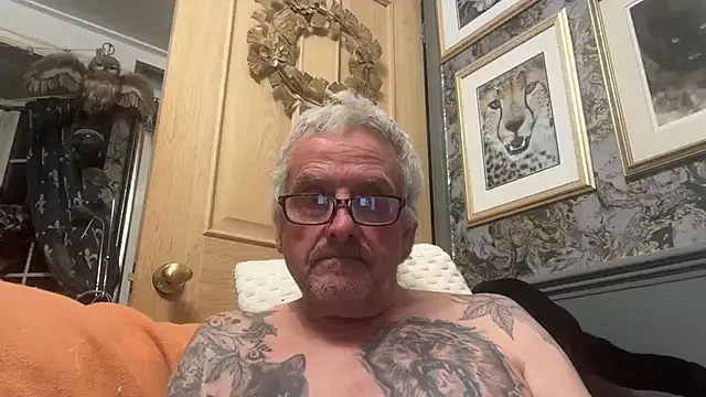 poggles online show from 11-22-25, 09:46