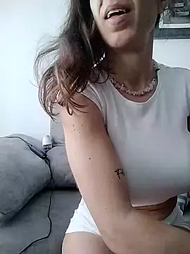 agustinalatina online show from 02-05-26, 11:39