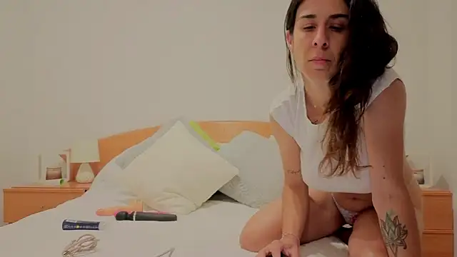 Snapshot of agustinalatina chatting on 05-24-26, 08:42 agustinalatina online show from 05-24-26, 08:42