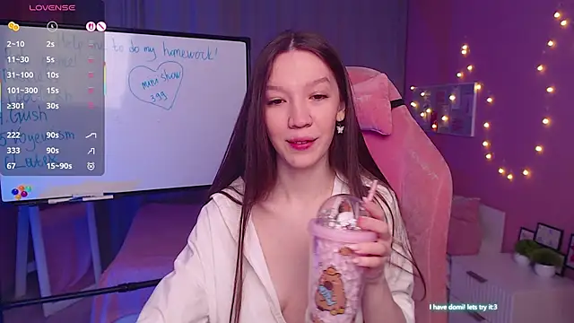 Shriya Sarann online show from 03-06-26, 02:12