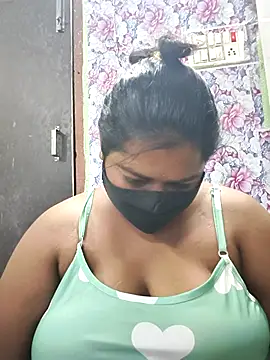 Liyaa 24 online show from 03-17-26, 09:45