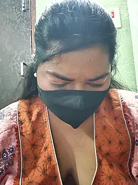 Liyaa 24 online show from 02-21-26, 08:05