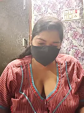 Liyaa 24 online show from 03-26-26, 05:22