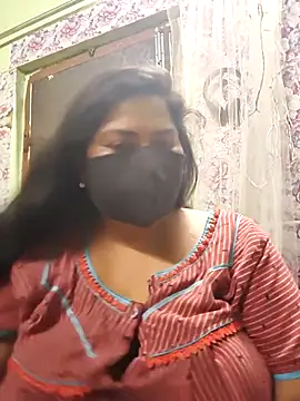 Liyaa 24 online show from 07-16-26, 05:43