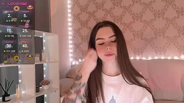 HolyMiax online show from 11-17-25, 03:32