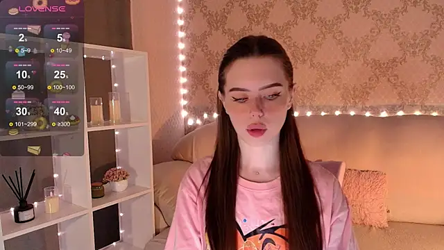 Snapshot of HolyMiax chatting on 07-11-26, 03:18 HolyMiax online show from 07-11-26, 03:18