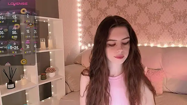 Snapshot of HolyMiax chatting on 04-30-26, 03:35 HolyMiax online show from 04-30-26, 03:35