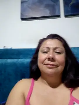 Snapshot of EmmaJhomson chatting on 06-06-26, 08:52 EmmaJhomson online show from 06-06-26, 08:52