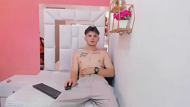 erickandnatasha 69 online show from 02-14-26, 11:43