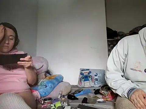 Snapshot of twodoo chatting on 05-01-26, 04:34 twodoo online show from 05-01-26, 04:34