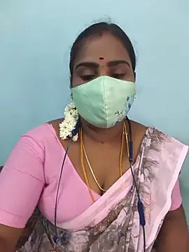 Snapshot of Tamil_riyalini12 chatting on 06-11-26, 05:15 Tamil riyalini12 online show from 06-11-26, 05:15