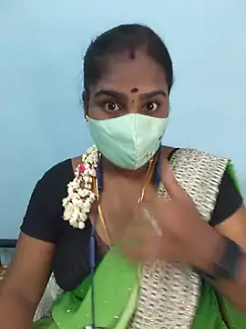 Snapshot of Tamil_riyalini12 chatting on 06-10-26, 05:19 Tamil riyalini12 online show from 06-10-26, 05:19