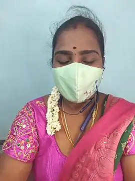 Snapshot of Tamil_riyalini12 chatting on 06-12-26, 04:32 Tamil riyalini12 online show from 06-12-26, 04:32