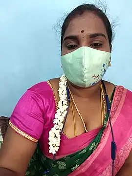 Snapshot of Tamil_riyalini12 chatting on 05-10-26, 05:26 Tamil riyalini12 online show from 05-10-26, 05:26
