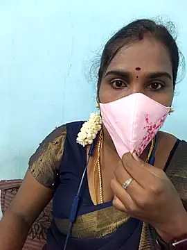 Snapshot of Tamil_riyalini12 chatting on 04-25-26, 06:49 Tamil riyalini12 online show from 04-25-26, 06:49