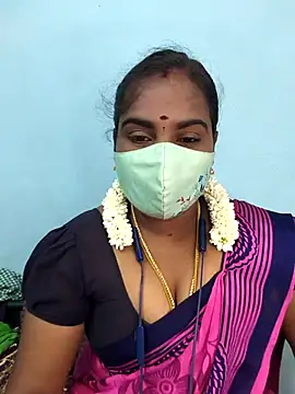 Snapshot of Tamil_riyalini12 chatting on 05-13-26, 06:31 Tamil riyalini12 online show from 05-13-26, 06:31