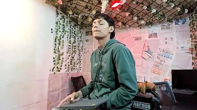Bastian boyshot77 online show from 07-24-26, 01:29