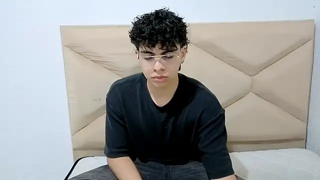 Kei Dream online show from 09-19-25, 03:32