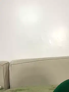 Snapshot of Lil-shawrie chatting on 09-15-25, 07:47 Lil-shawrie online show from 09-15-25, 07:47