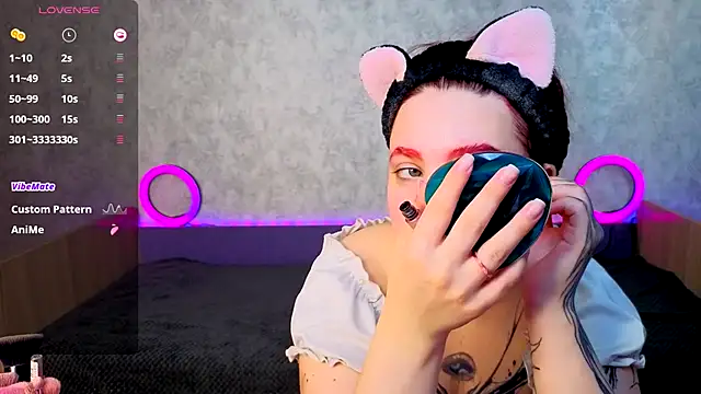 Snapshot of Mini_Lady1 chatting on 10-25-25, 07:07 Mini Lady1 online show from 10-25-25, 07:07
