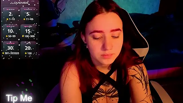 Snapshot of Mini_Lady1 chatting on 03-01-26, 01:44 Mini Lady1 online show from 03-01-26, 01:44