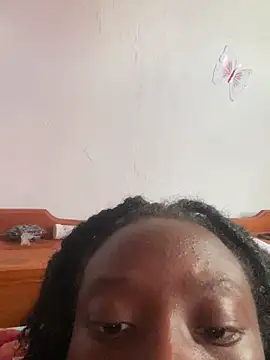 GeileErica online show from 12-18-25, 05:17