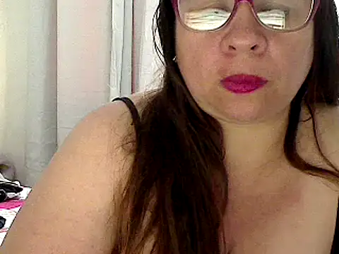 Snapshot of luciana69hot chatting on 03-17-25, 04:43 luciana69hot online show from 03-17-25, 04:43