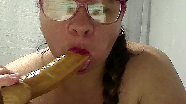 Snapshot of luciana69hot chatting on 09-23-25, 03:52 luciana69hot online show from 09-23-25, 03:52