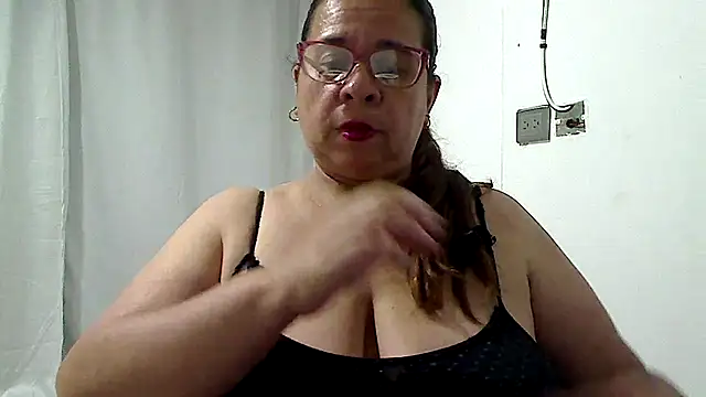 luciana69hot online show from 06-27-26, 08:48