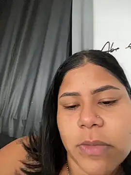 Snapshot of tigresa865 chatting on 09-27-25, 02:12 tigresa865 online show from 09-27-25, 02:12