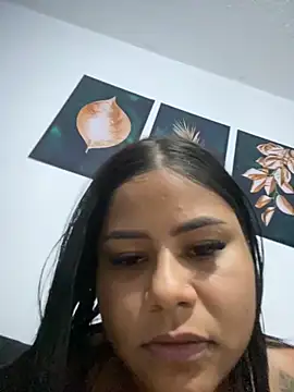 Snapshot of tigresa865 chatting on 10-01-25, 02:17 tigresa865 online show from 10-01-25, 02:17